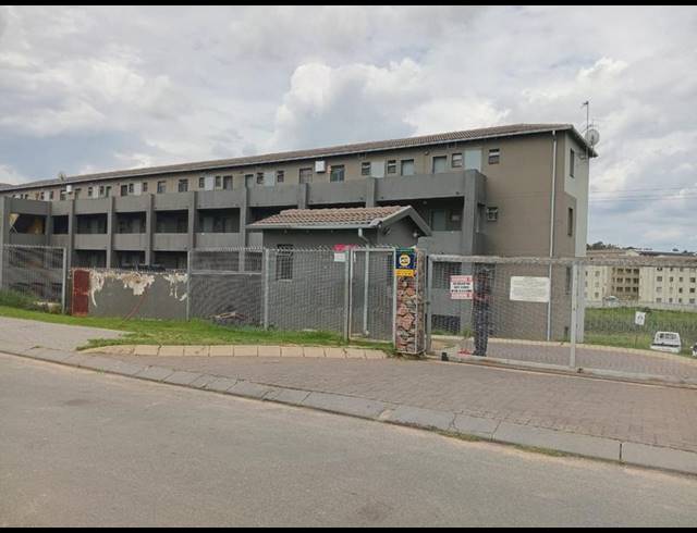 2 BEDROOM APARTMENT FOR SALE IN FLEURHOF